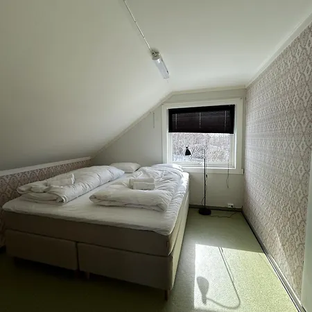 Charming House Close To Lekens *